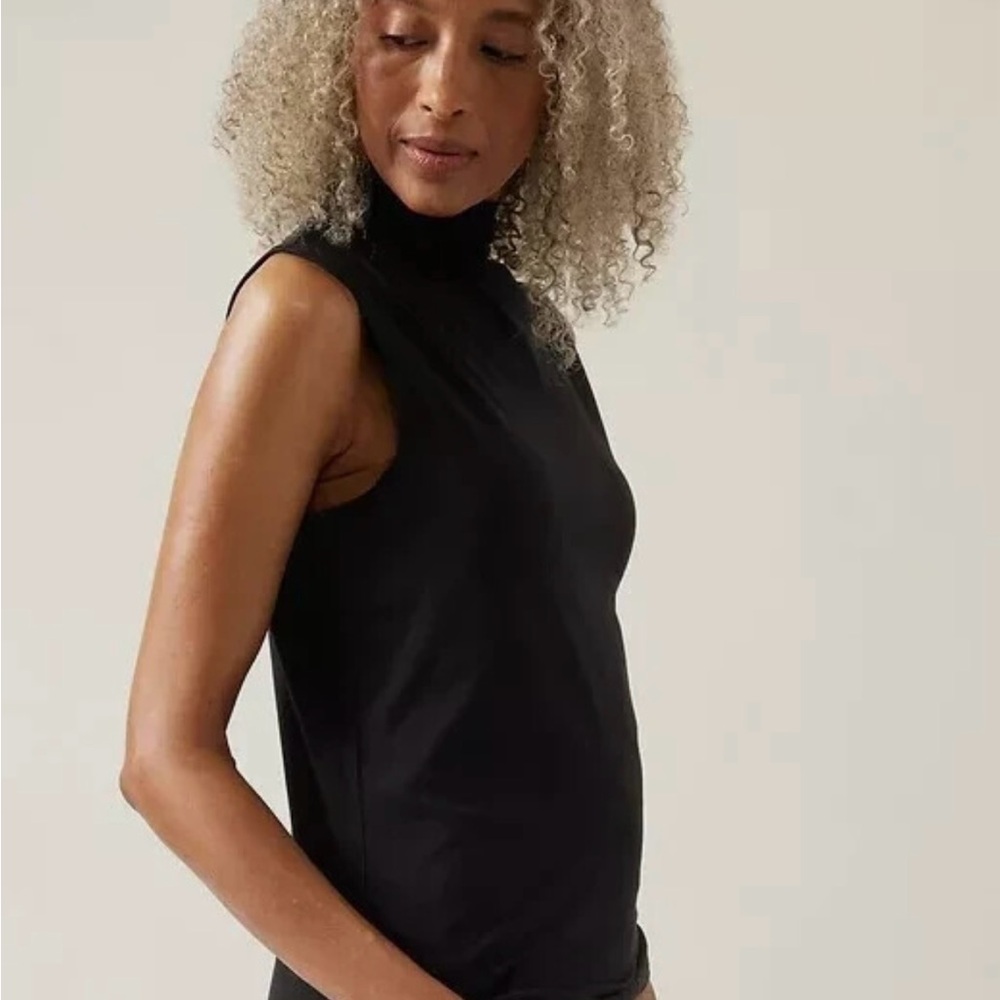 Athleta Outbound II Tank, Black, Size Small
